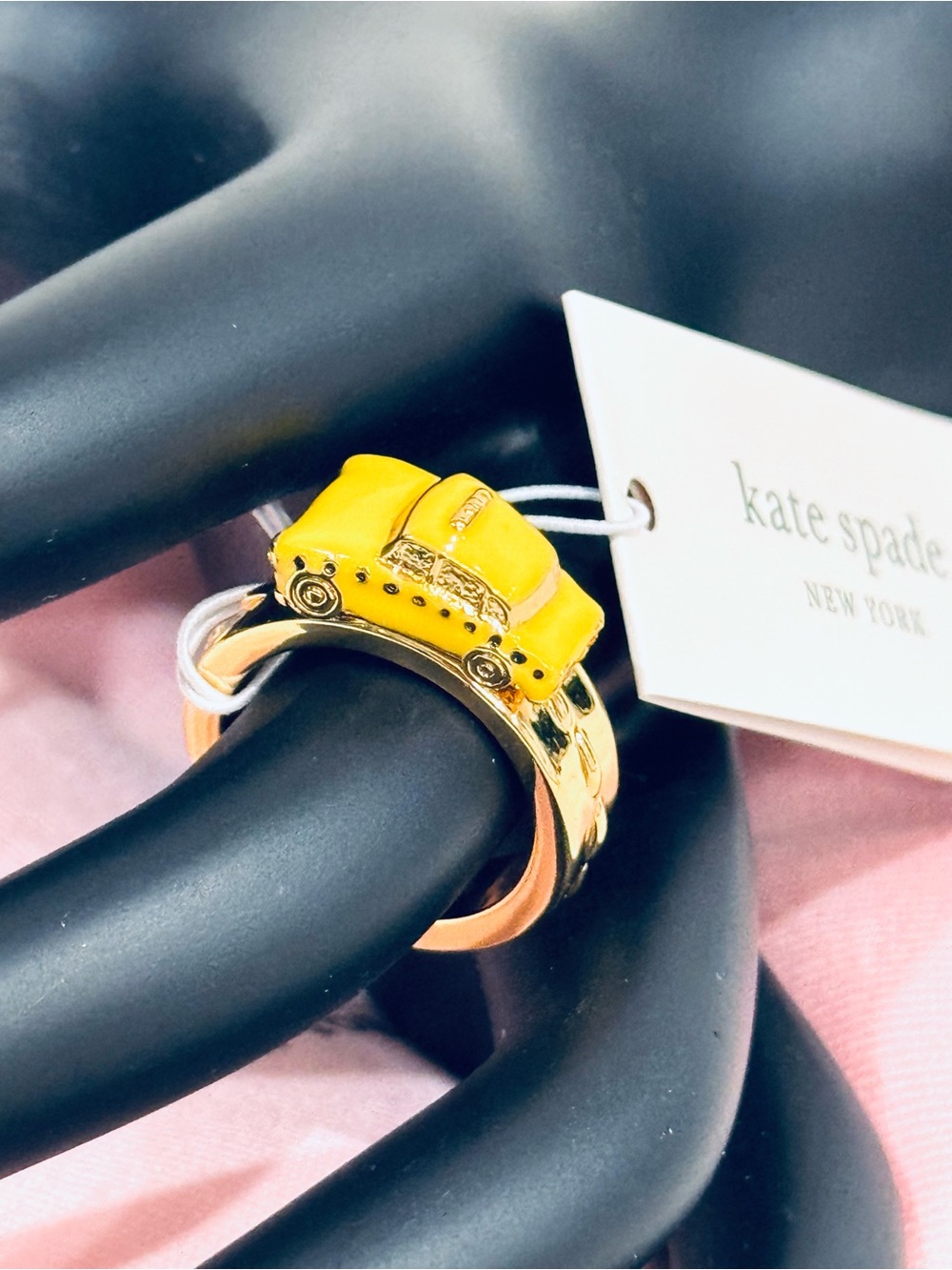 Kate Spade Taxi Ring novelty fashion ring fun woman’s size 7